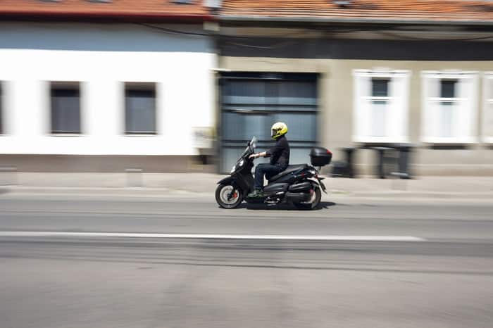 Symbolbild "Rollerunfall"